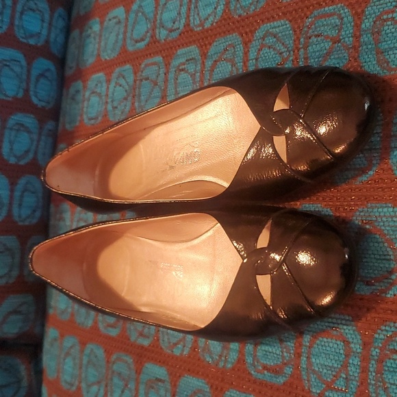 FERRAGAMO LOAFERS SIZE 7.5 - Picture 5 of 16